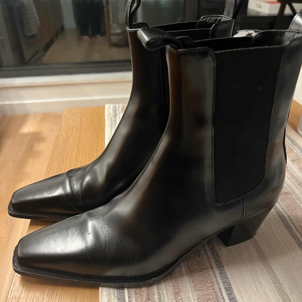 Toteme City Boot Size 39